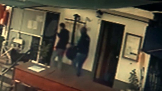 Violento asalto a mano armada en una guardería náutica