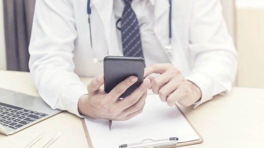 Avanza un proyecto de ley para atención de pacientes a distancia en la pospandemia