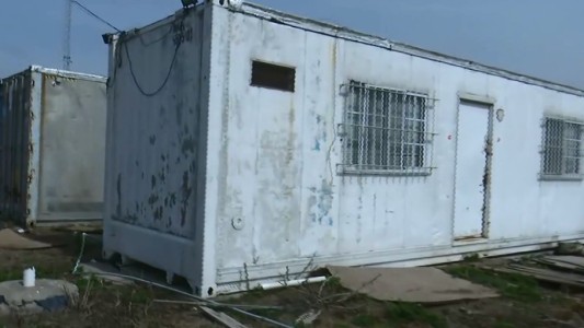 Robaron y vandalizaron la planta transmisora de LT3