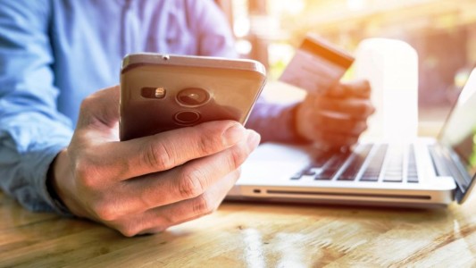 Empresas deberán publicar en sus sitios los contratos y el “botón de baja”