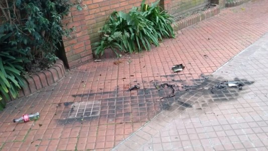Sobreseyeron al hombre que arrojó una molotov a la Quinta de Olivos