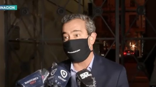 Javkin: "No podemos poner un agente de control al lado de cada persona"