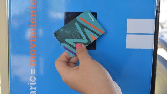 Reabren los puntos de venta y recarga de la tarjeta Movi