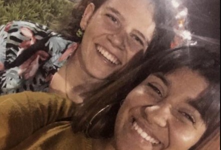 Le contó a sus abuelo que tenía novia y le escribieron un conmovedor mensaje