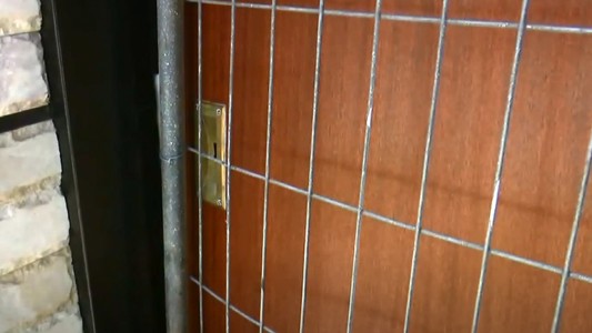 Destrozos y violencia en un allanamiento policial realizado por error