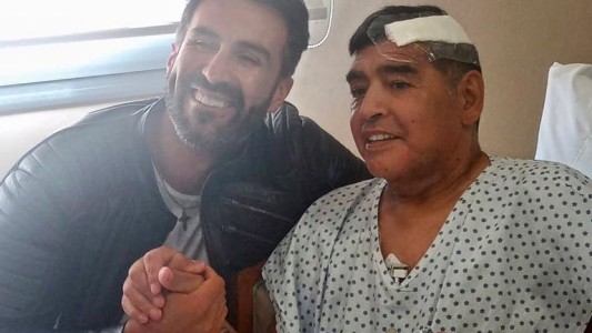 Dieron de alta a Diego Maradona: seguirá su recuperación en una casa de Nordelta