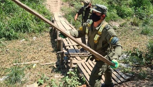 Gendarmería Nacional destruyó cinco puentes no habilitados que se usaban para contrabando