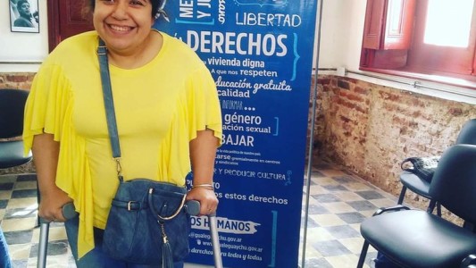 Es una persona con discapacidad, le falta una materia para recibirse y la desaprobaron 13 veces