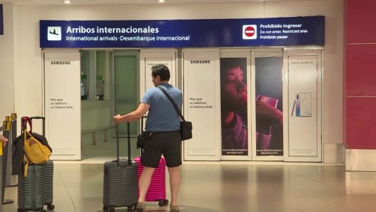 Ya no será obligatoria la cuarentena para argentinos que lleguen desde el exterior