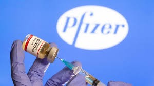 El Reino Unido autoriza la vacuna de Pfizer: la semana que viene empieza a vacunar