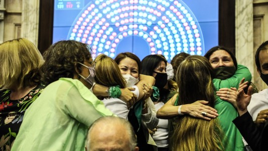 El Senado define si gira el proyecto al mismo número de comisiones que en 2018