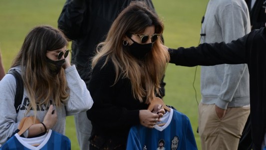 Maradona: Aceptaron a Dalma y Gianinna y a las hermanas de Diego como querellantes