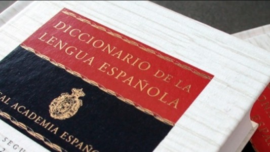 La RAE volvió a manifestarse en contra del lenguaje inclusivo con "e"