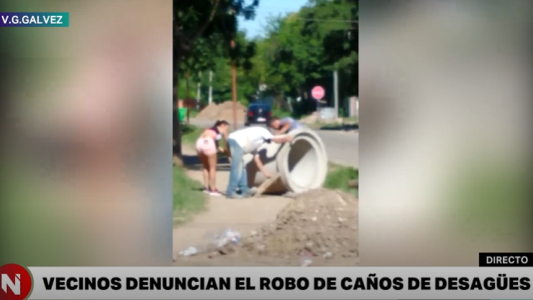 Vecinos de Villa Gobernador Gálvez denuncian el robo de caños de desagües