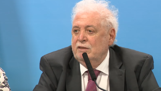 González García afirmó que en el Gobierno "están molestos con la actitud de Pfizer"