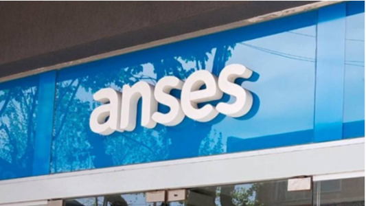 AUH, Tarjeta Alimentar, jubilaciones y pensiones: quiénes cobran este marte 22 de diciembre