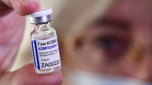 La aplicación de la vacuna Sputnik llegará entre 8 y 12 minutos por ciudadano