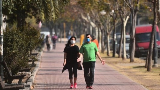 Calor y chaparrones por la tarde en Rosario