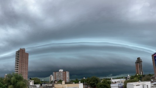 Impresionante: así se veía el cielo de San Lorenzo antes de la tormenta
