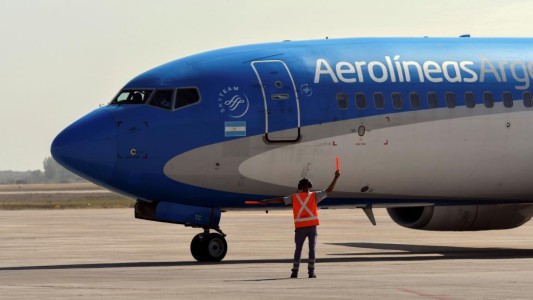 Llegó a Moscú el avión de Aerolíneas que traerá más vacunas