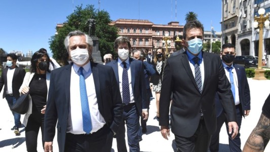 El Presidente recibió a Massa y Máximo: barajan tres escenarios para las PASO de este año