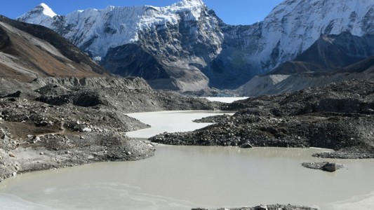 Ruptura de un glaciar del Himalaya: al menos 18 muertos y 200 desaparecidos