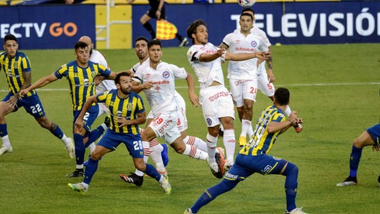 Central derrotó por 2-1 a Argentinos Jrs, en el Gigante de Arroyito, y se ilusiona
