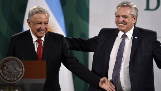 Alberto Fernández tildó de "payasada" la denuncia por el vacunatorio vip