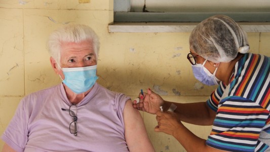 Ya son más de 215 mil santafesinos los inscriptos para recibir la vacuna contra el Covid