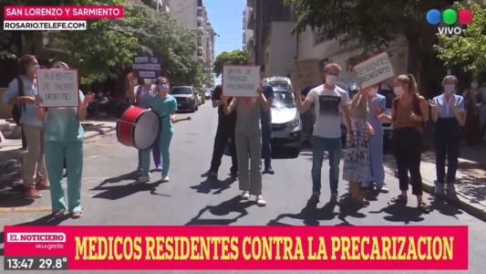 Médicos residentes de PAMI reclamaron contra la precarización laboral