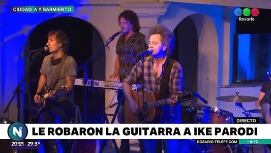 De la alegría a la tristeza: volver a los escenarios a que le roben la guitarra