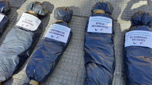 Bolsas mortuorias: denuncian a Bullrich y referentes del PRO