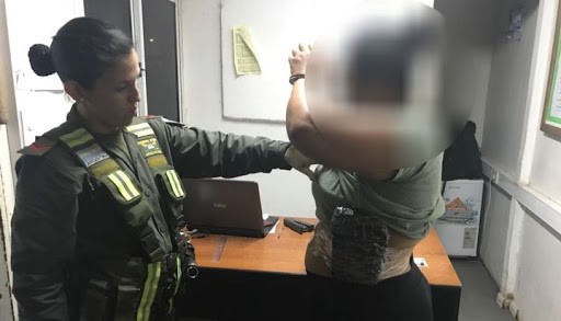 Una "mula" fue absuelta porque sufría violencia de género