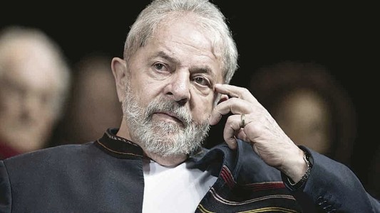 Lula no descarta enfrentar a Bolsonaro en 2022: "Sólo tendré 77 años, un pibe"