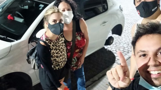 Una familia fue víctima del robo de dos neumáticos de su vehículo