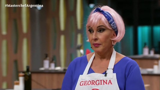 Betular castigó a Georgina Barbarossa: “Es como el postre de una tía que no cocina”