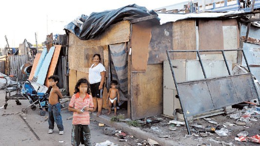 Más de la mitad de los niños del país son pobres