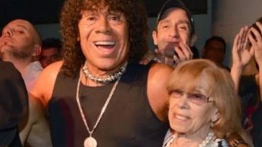 Murió Esilda la mamá de Carlos "la Mona" Jiménez