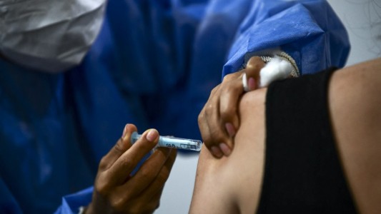 El Gobierno lanzó un registro de datos para seguir las dosis aplicadas contra el coronavirus