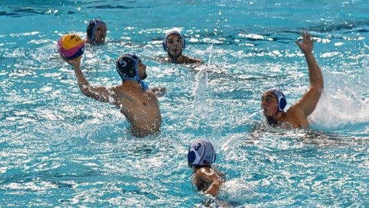 Argentina gana en Sudamericano de waterpolo
