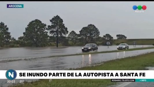 Se inundó parte de la Autopista a Santa Fe