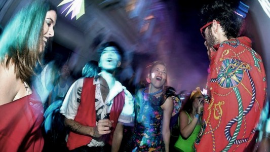 Joven está grave tras recibir un fierrazo en la cabeza en una fiesta clandestina