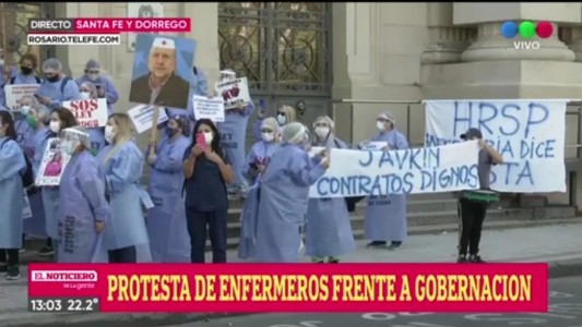 Protesta de enfermeros frente a gobernación