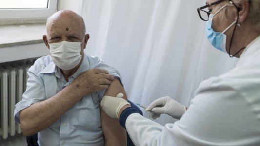 Argentina tiene capacidad para producir entre 4 y 5 millones de dosis al mes de la vacuna Sputnik V