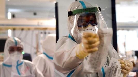 Se confirmaron 83 nuevas muertes y 10.384 contagios en las últimas 24 horas