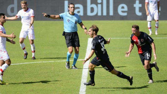 En un duelo de necesitados, Newell´s igualó con Huracán