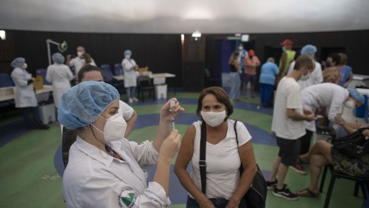 Brasil superó los 13 millones de contagios por coronavirus