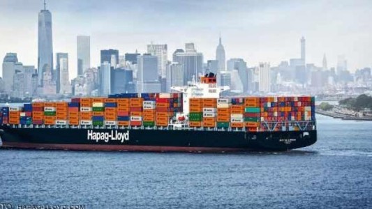 Construirán trece buques más altos que la Torre Eiffel