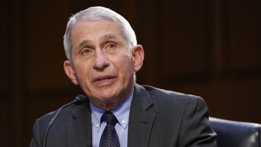 Fauci vuelve a encender alarmas en Estados Unidos y no descarta una nueva ola de contagios de coronavirus