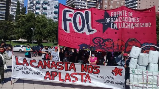 Movilización de organizaciones sociales en reclamo de aumento de los planes